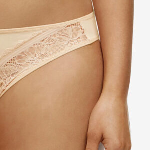 Chantelle Floral Touch Evolutive Brief Golden Beige close up