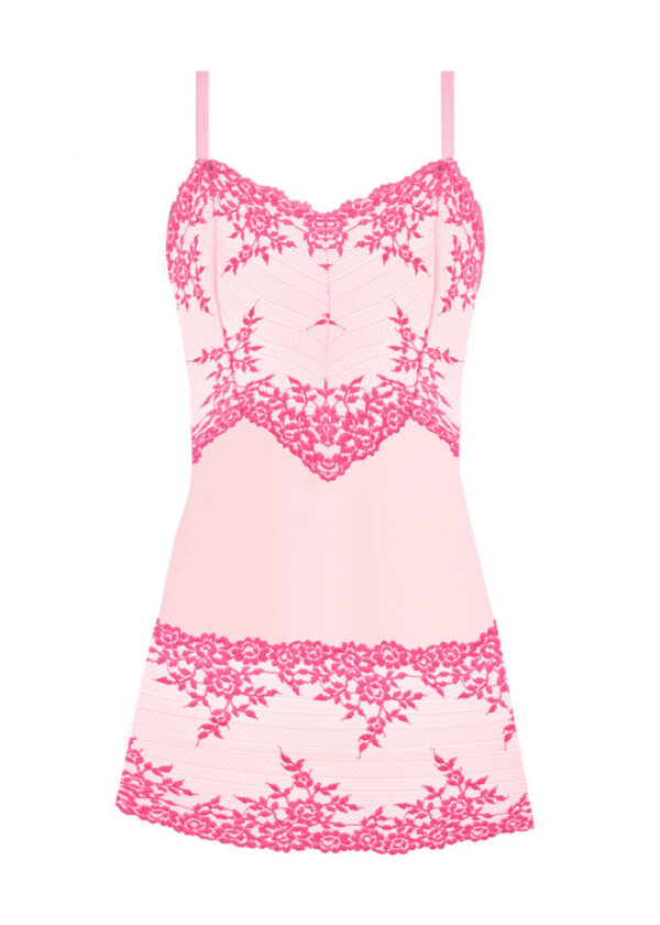 Wacoal Embrace Lace Chemise Ballet Slipper / Chateau Rose cutout